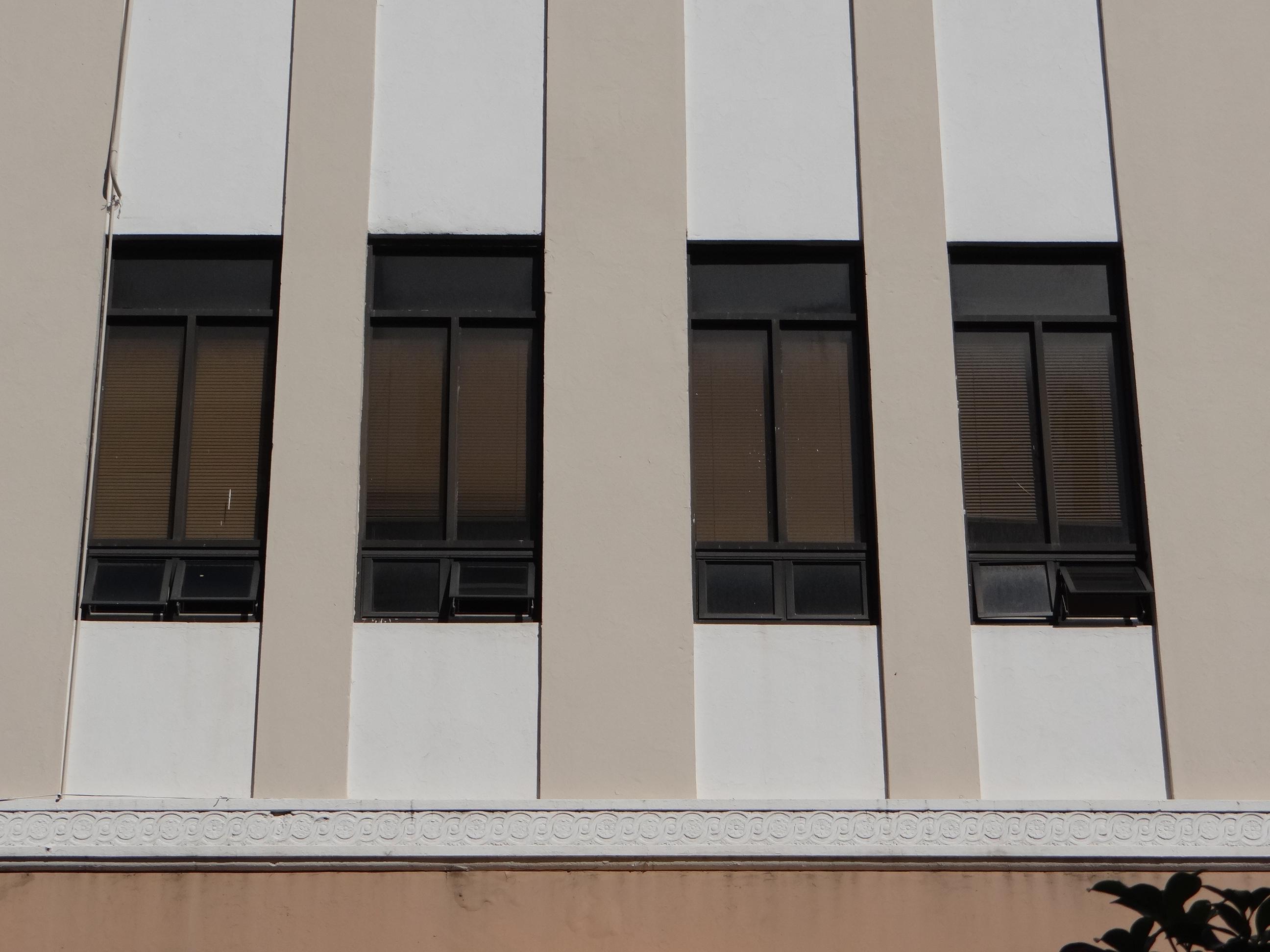 Calle de Rafael Cordero - Antiguo Edificio Klein - San Juan (Viejo San Juan) - 2015 00007